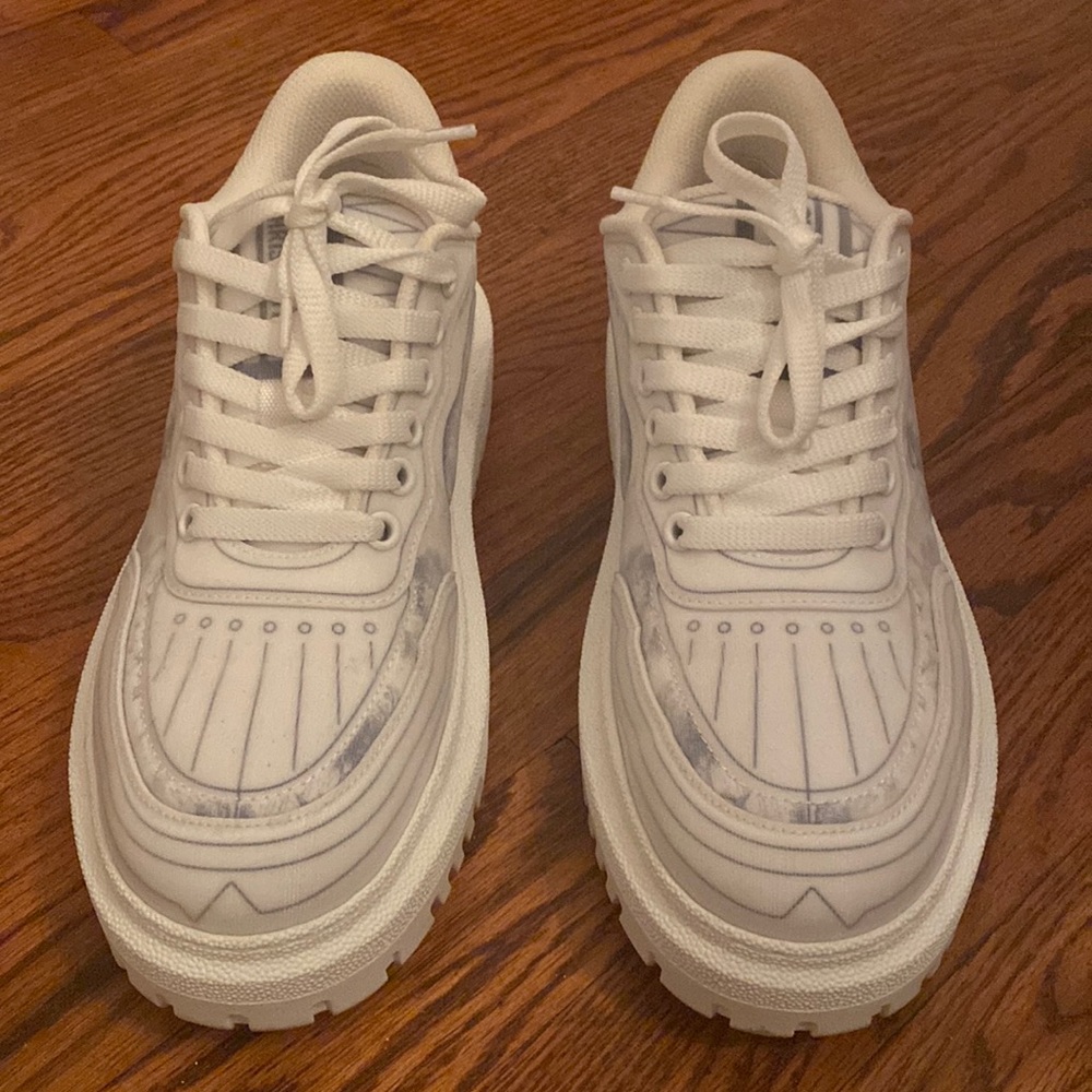 Christian Dior Addict sneaker in French blue